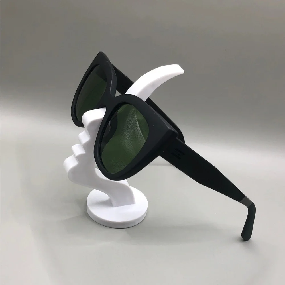 Tom's Traveler Collection Sunglasses Sydney Matte Black Olive Lenses